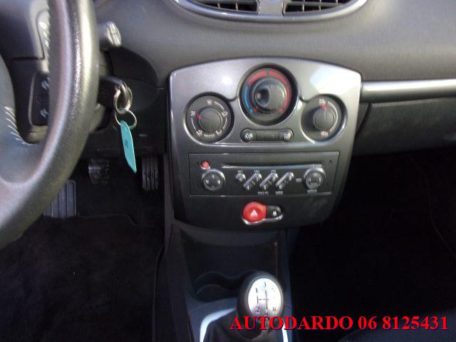 RENAULT Clio 1.2 16V 3 porte Luxe