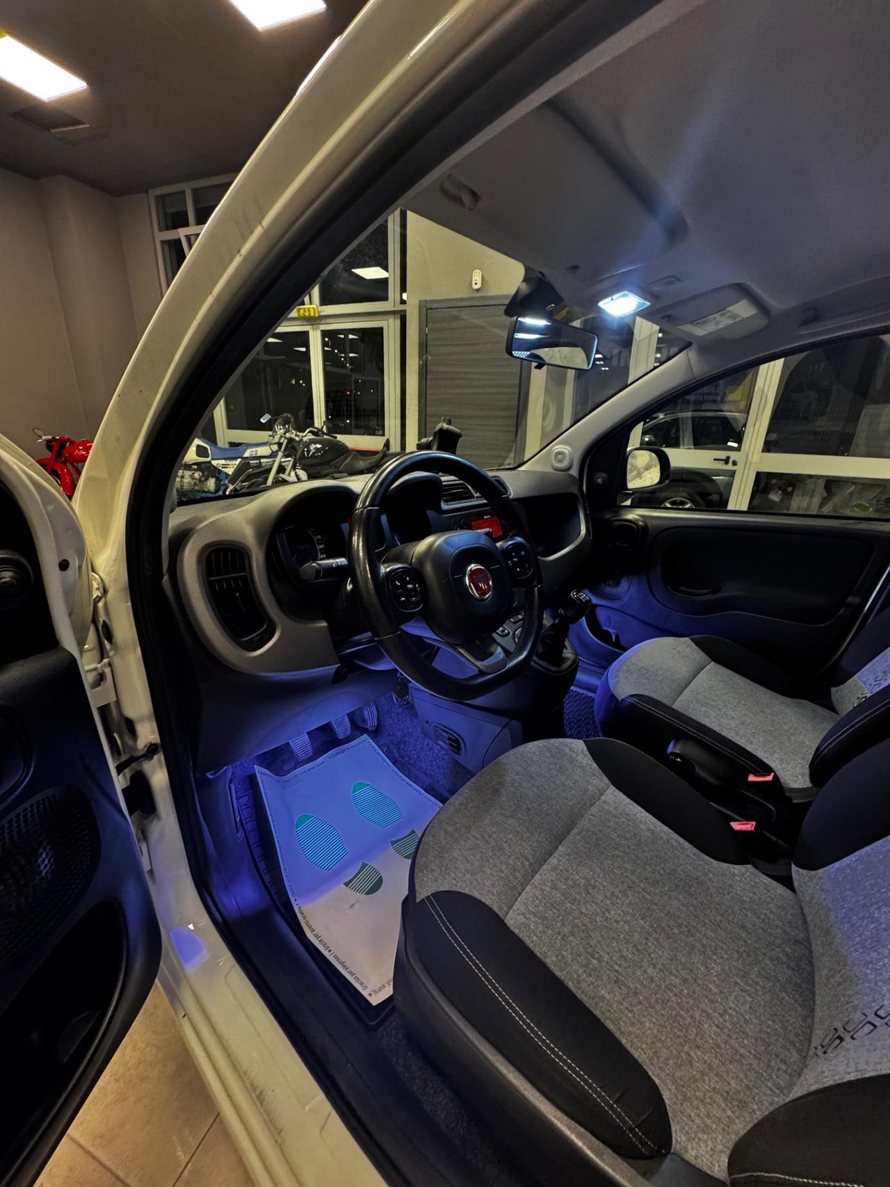 FIAT PANDA 900 T AIR NATURAL POWER LOUNGE