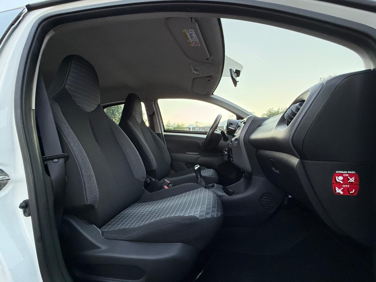 PEUGEOT 108 72 S&S 5 PORTE ALLURE UNI PRO