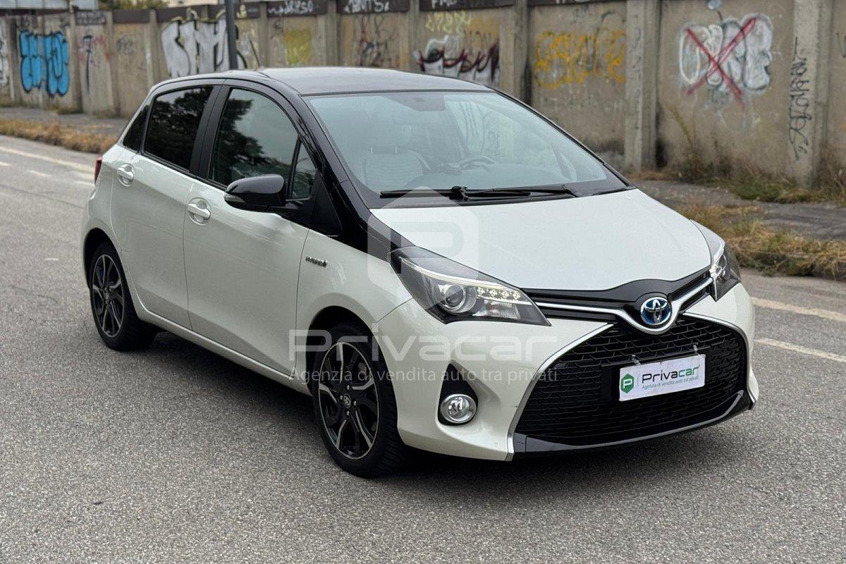 TOYOTA Yaris 1.5 Hybrid 5 porte Trend "White Edition"