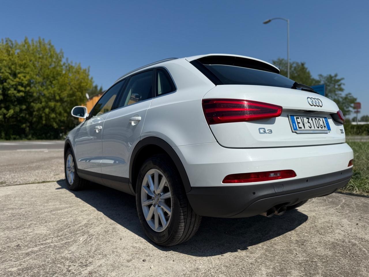 Audi Q3 2.0 TDI 177 CV quattro S tronic Business Plus