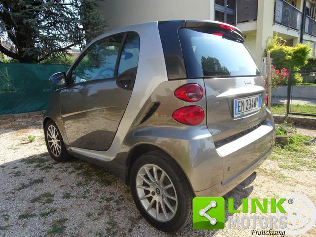 SMART ForTwo 1000 52 kW MHD coupé passion
