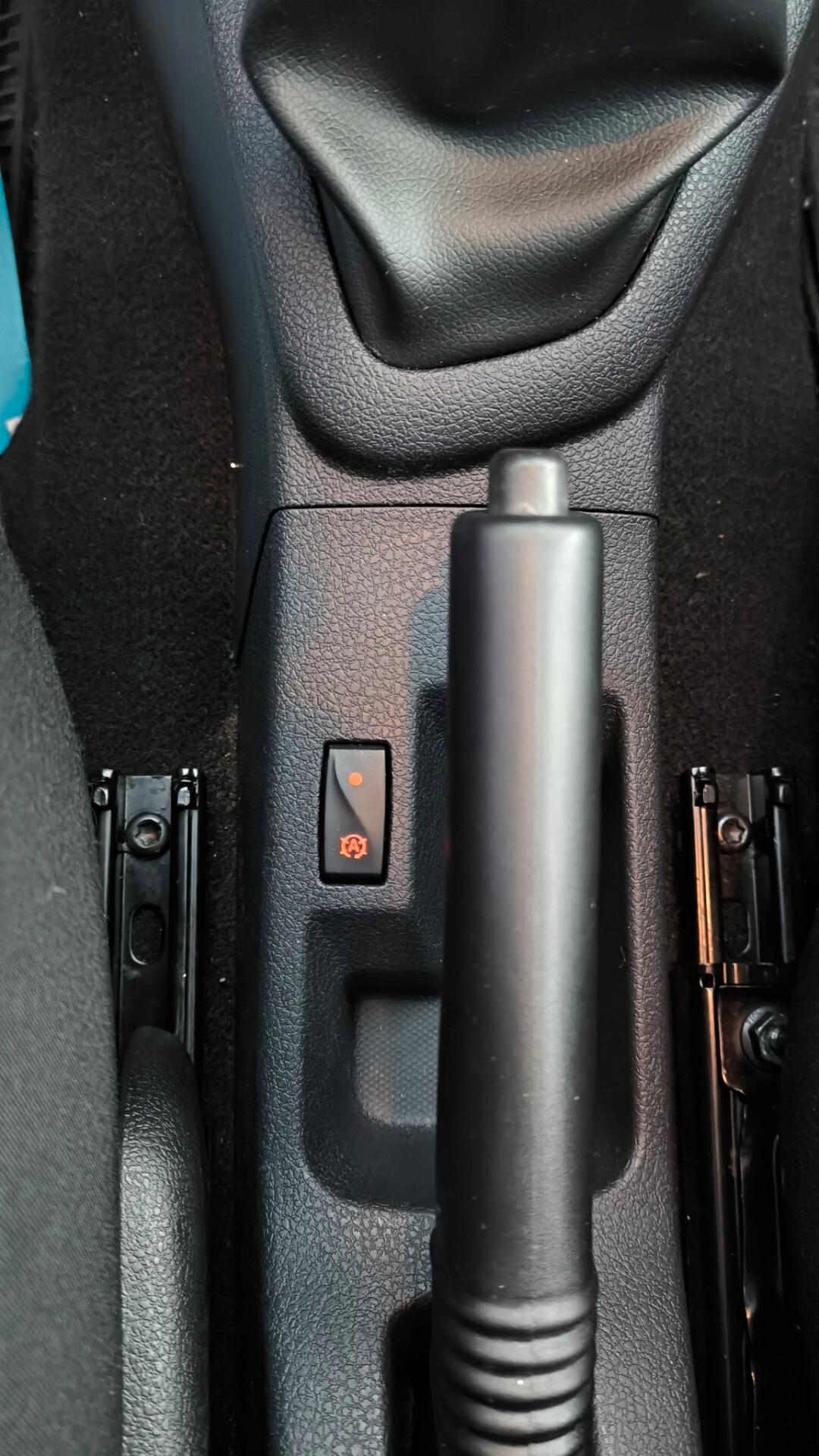 Dacia Sandero 1.0 SCe 12V 75CV Start&Stop Comfort