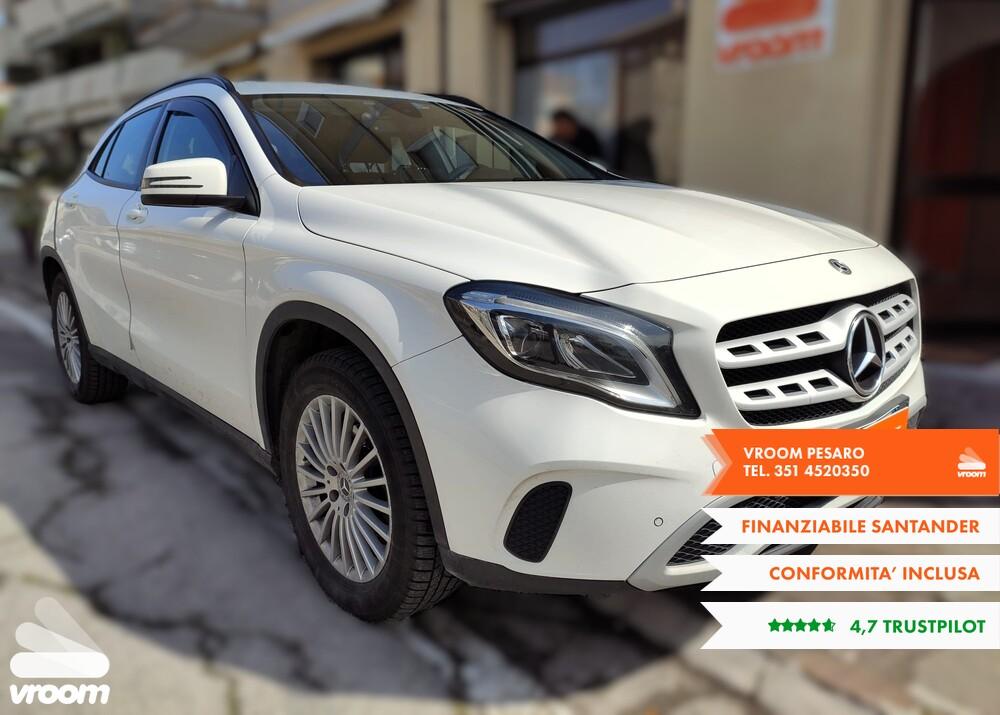 MERCEDES GLA (X156) GLA 200 d Automati...