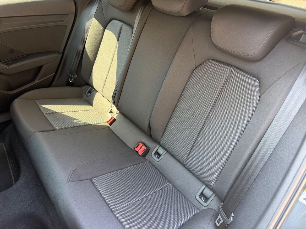 Audi A3 1.5 35 TFSI Business #10780