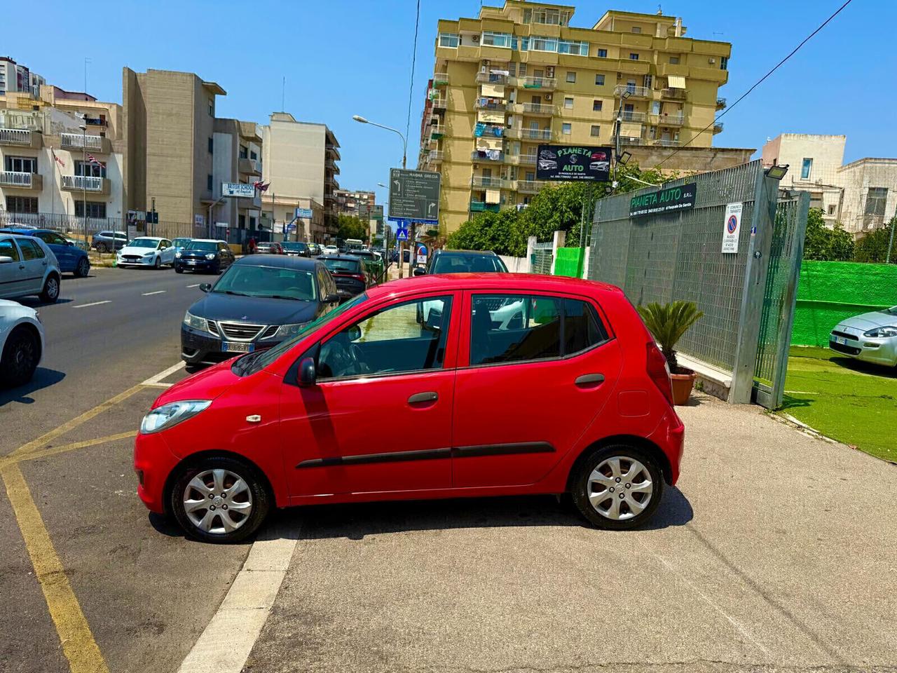 Hyundai i10 1.1 BENZINA - ANNO 04/2012 - NEOPATENTATO