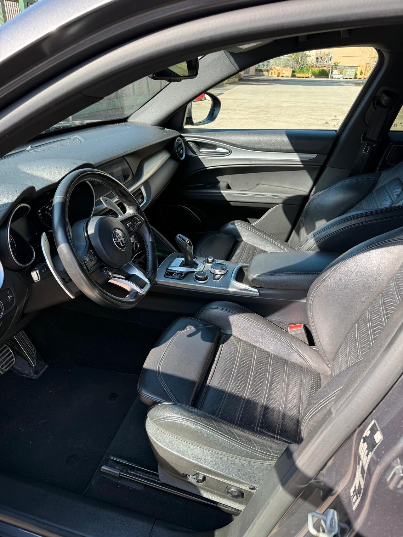 Alfa Romeo Stelvio 2.2 Turbodiesel 210 CV AT8 Q4 Veloce