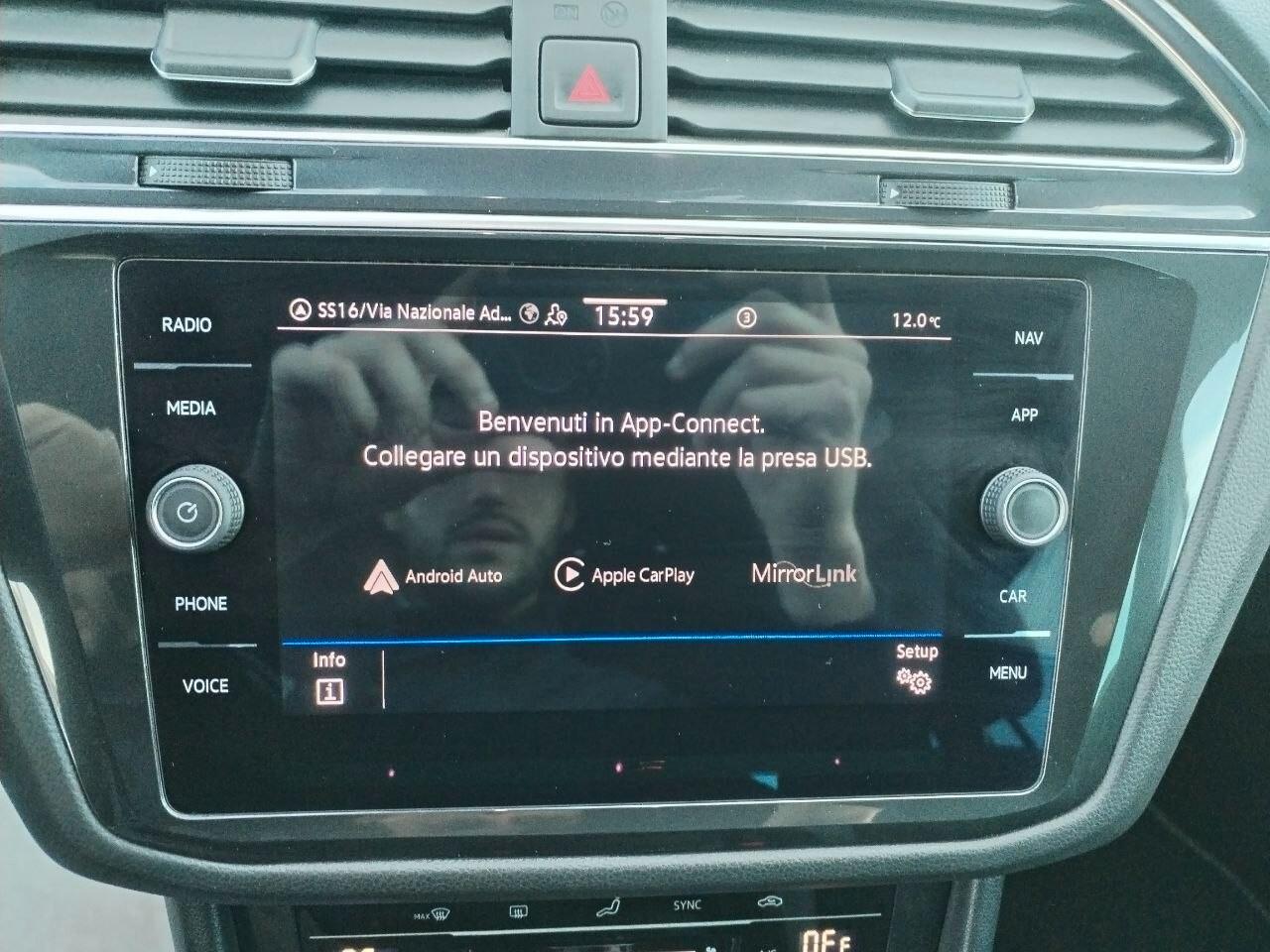 Volkswagen Tiguan 2.0 TDI 150 CV SCR DSG R-Line