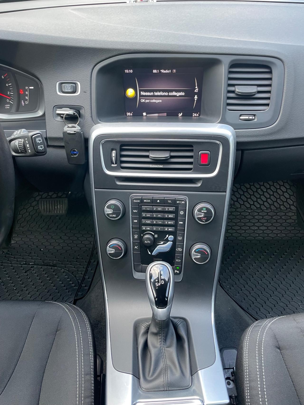 Volvo V60 2.0 Diesel - Automatico - Neopatentati