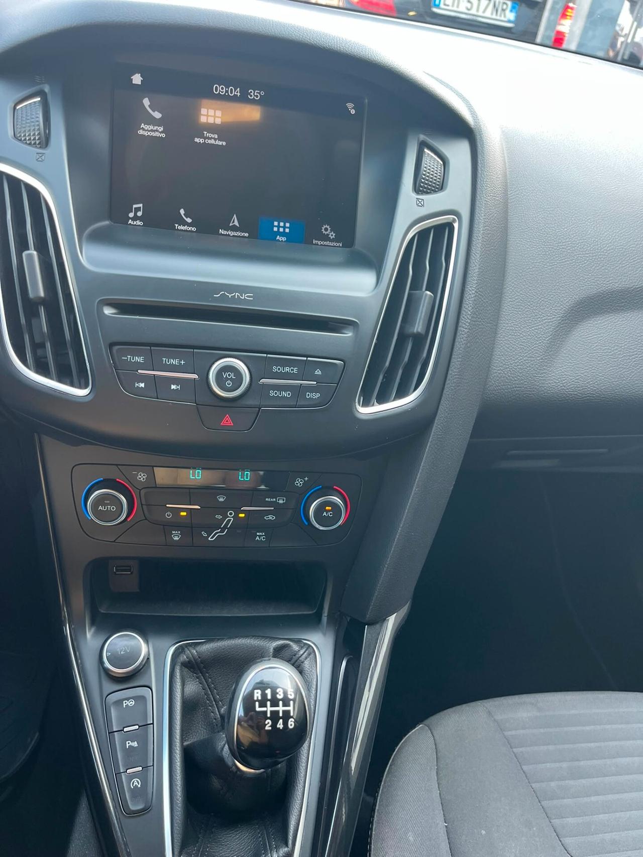 Ford Focus 5p 1.0 ecoboost Titanium s