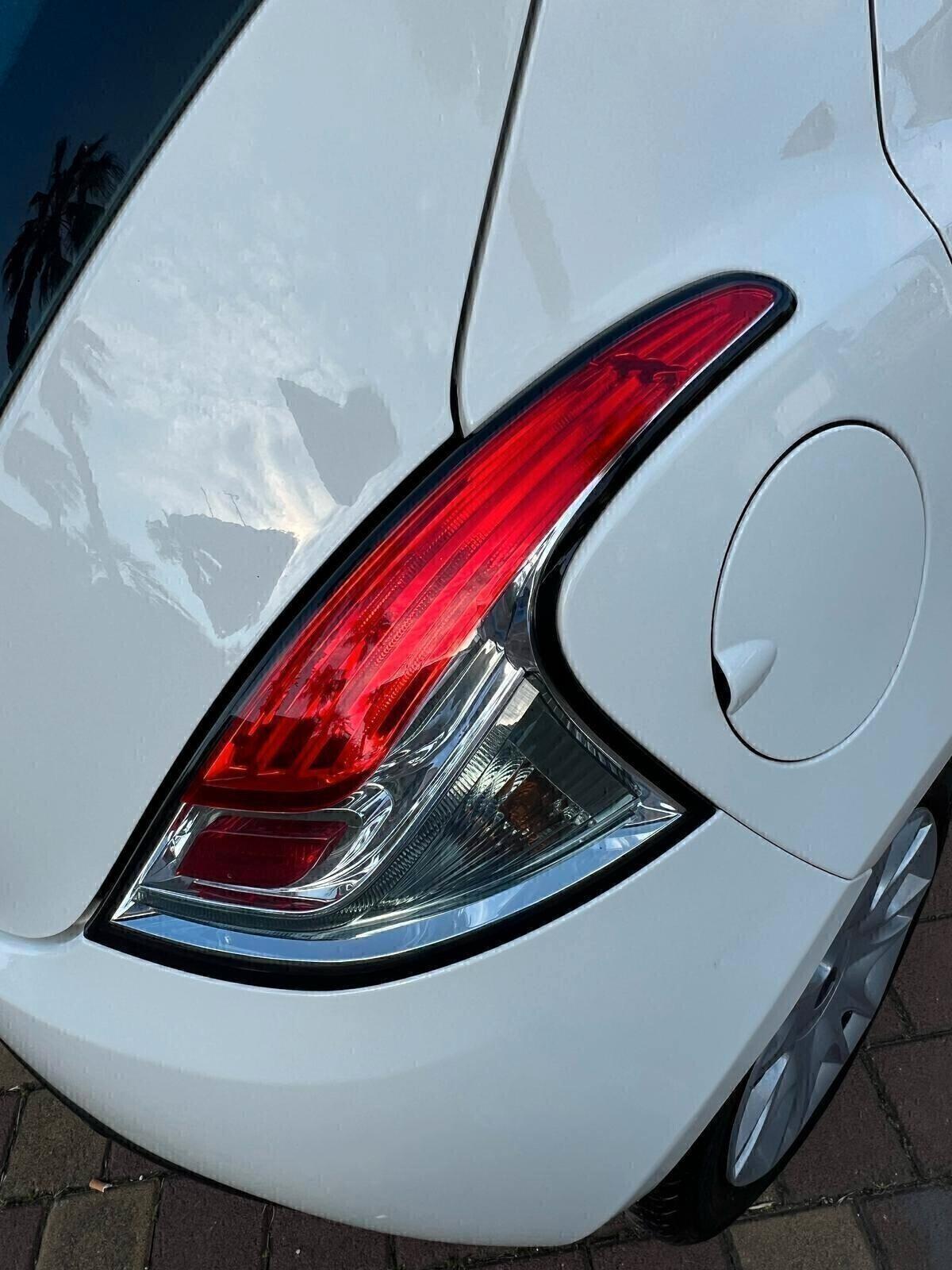 Lancia Ypsilon 1.3 MJT 16V 95 CV 5 porte S&S Gold