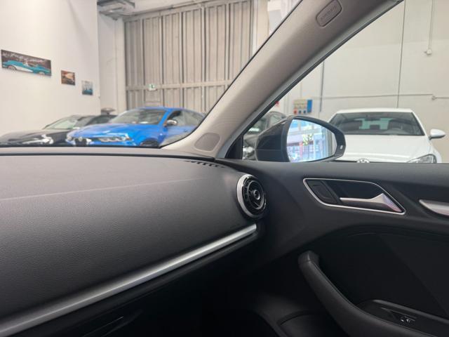 AUDI A3 SPB 1.6 TDI 105 CV S-Tronic S-Line