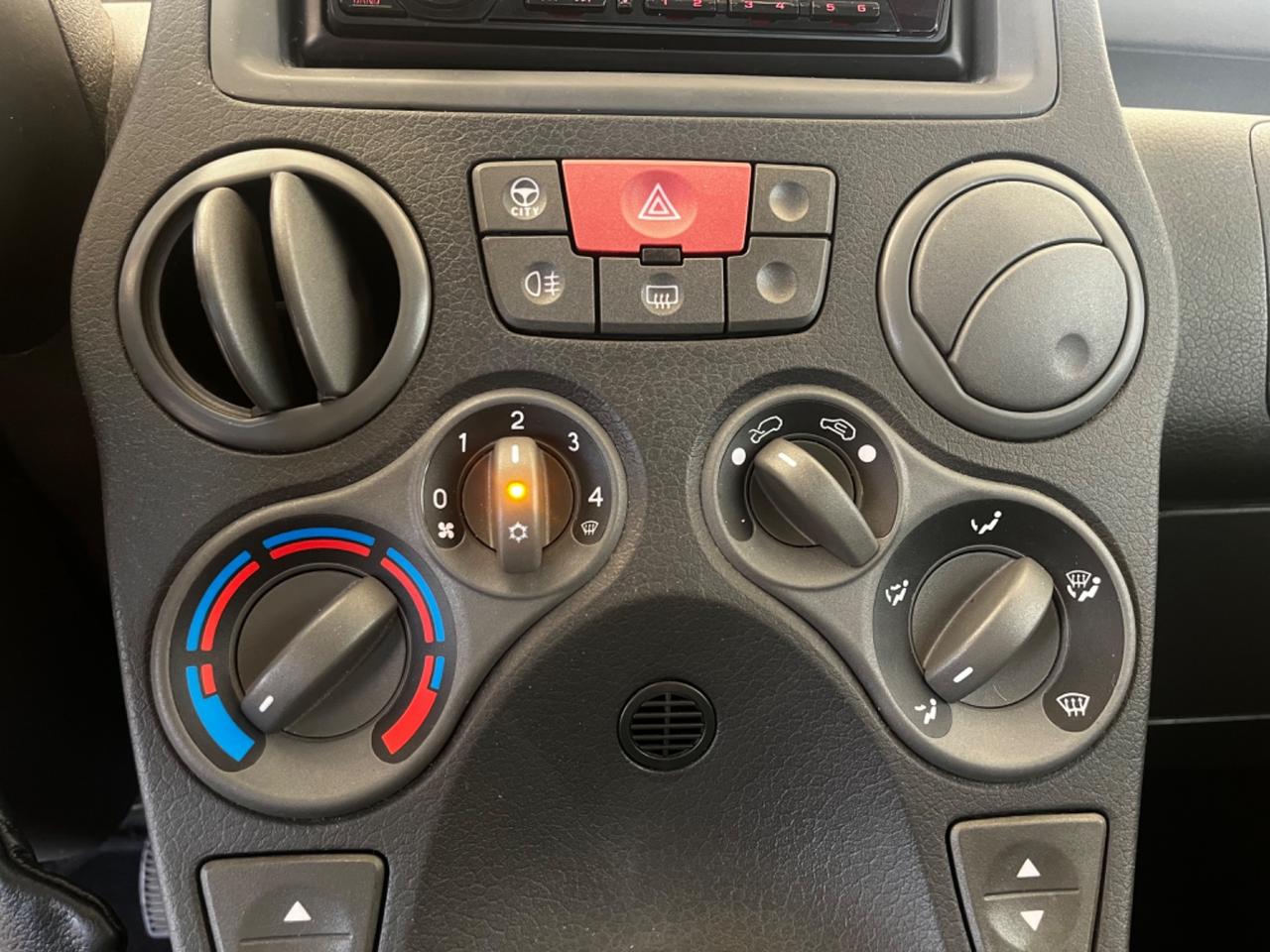 Fiat Panda 1.2 Emotion