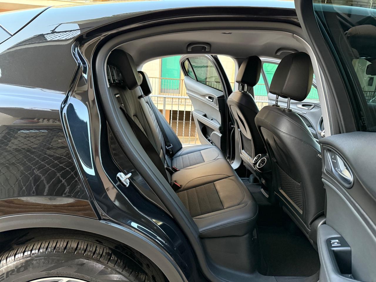 Alfa Romeo Stelvio 2.2 Turbodiesel 210 CV AT8 Q4 B-Tech