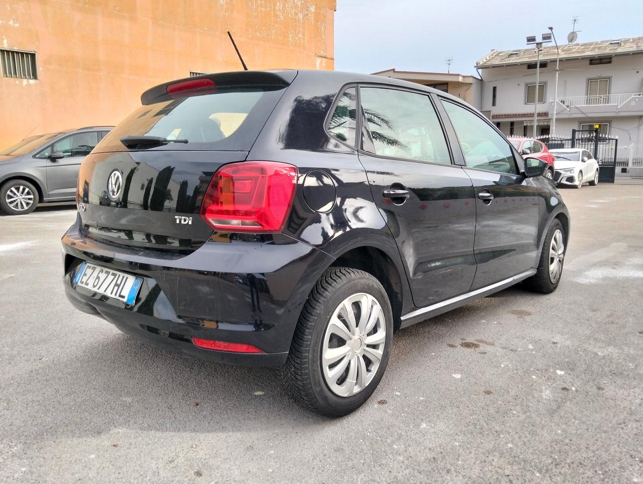 VW Polo 1.4 TDI 75cv BMT 2015 SINISTRATA