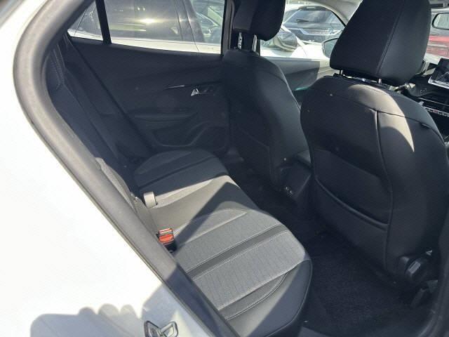 PEUGEOT 2008 e- Allure Pack 100kW