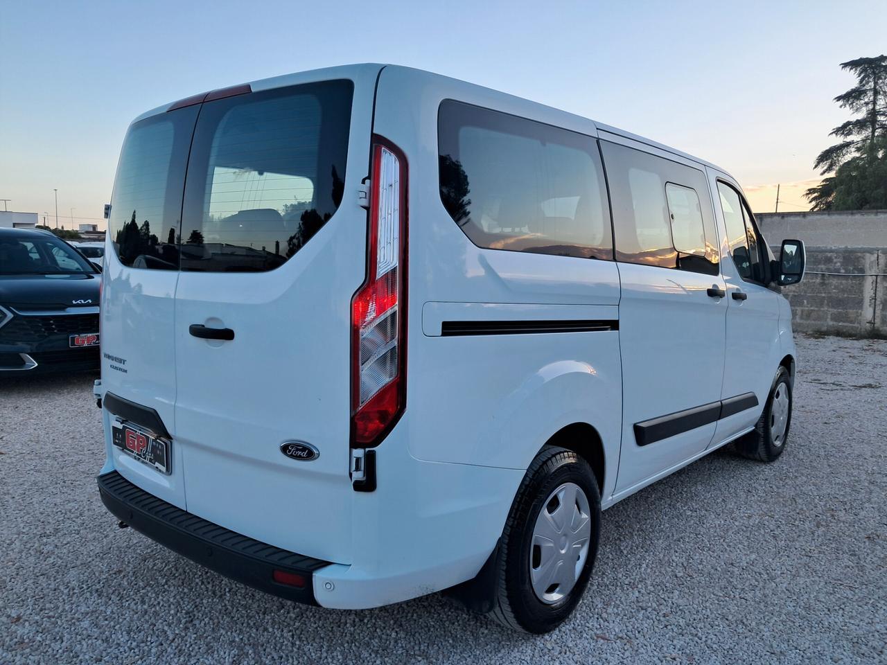 FORD TRANSIT CUSTOM 2.0 TDCI 131CV *9 POSTI* LH1