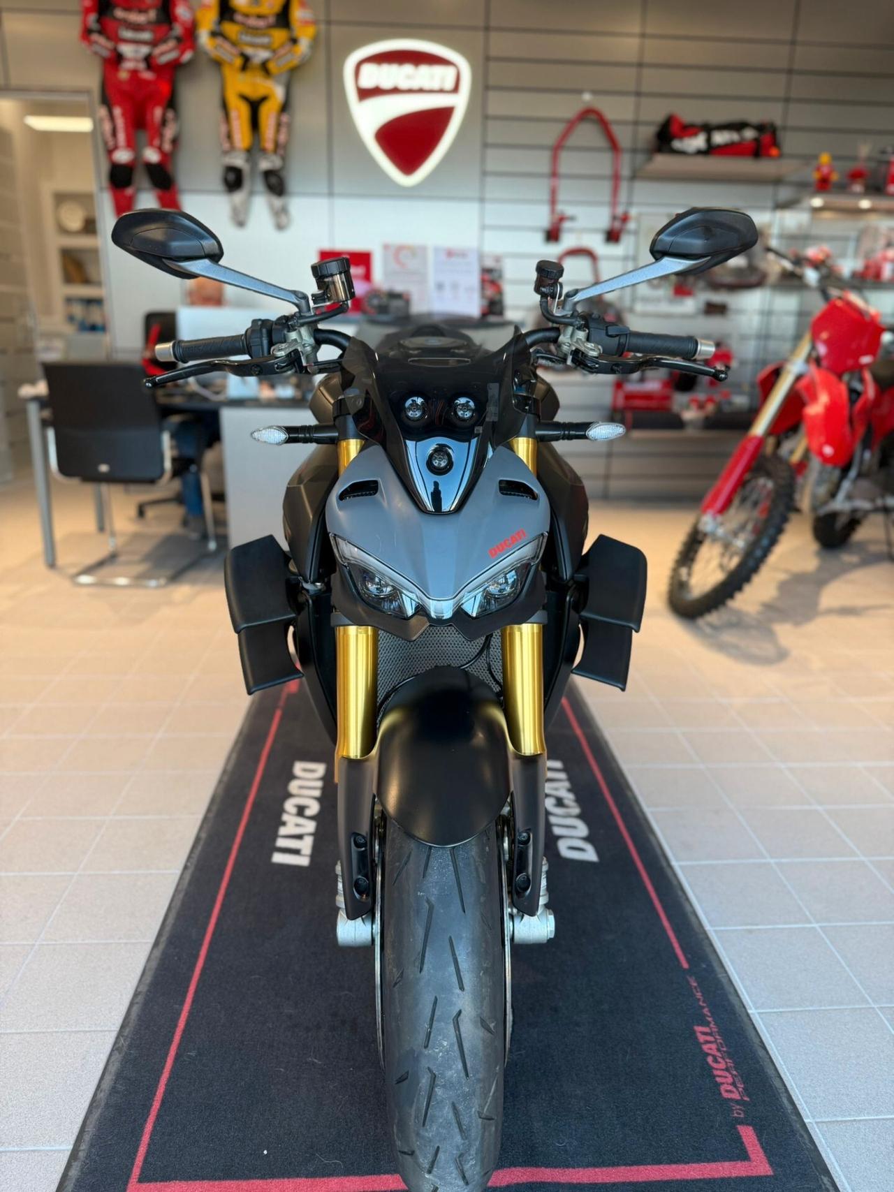 Ducati Streetfighter V4 S ABS