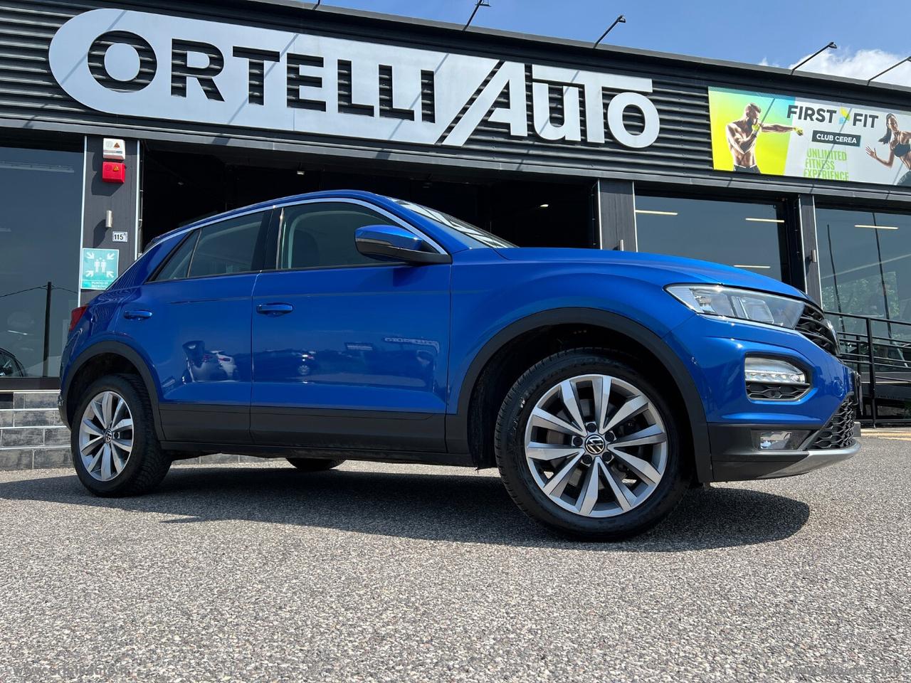 VOLKSWAGEN T-Roc 2.0 TDI 150 CV DSG Business BMT IVA DEDUCIBILE