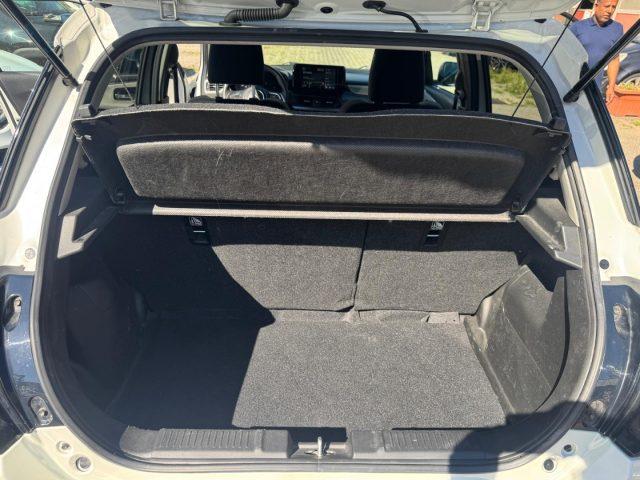 SUZUKI Swift 1.2 Hybrid Top