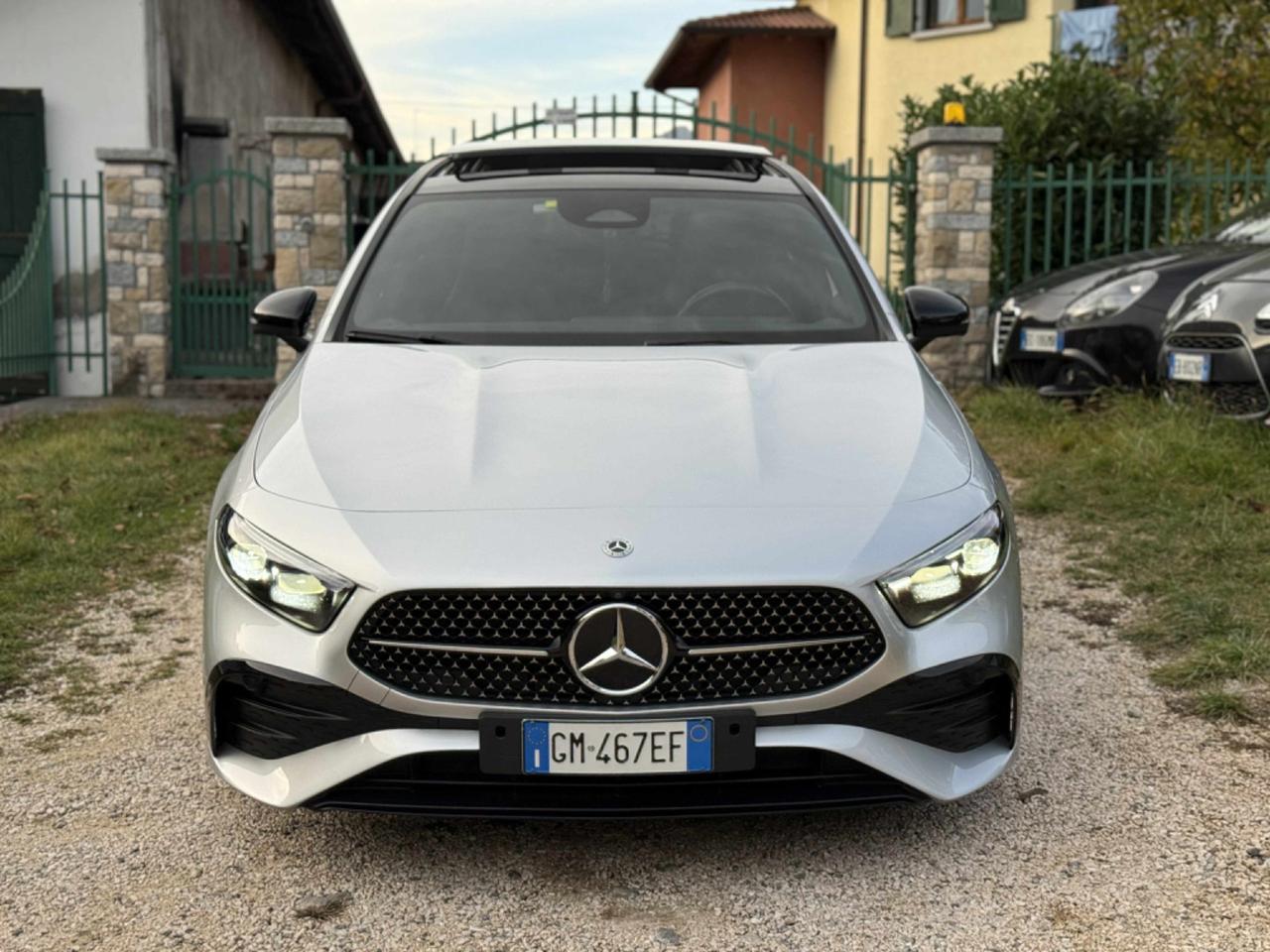 Mercedes-benz A200d AMG PREMIUM PLUS KMCERT GARANZ