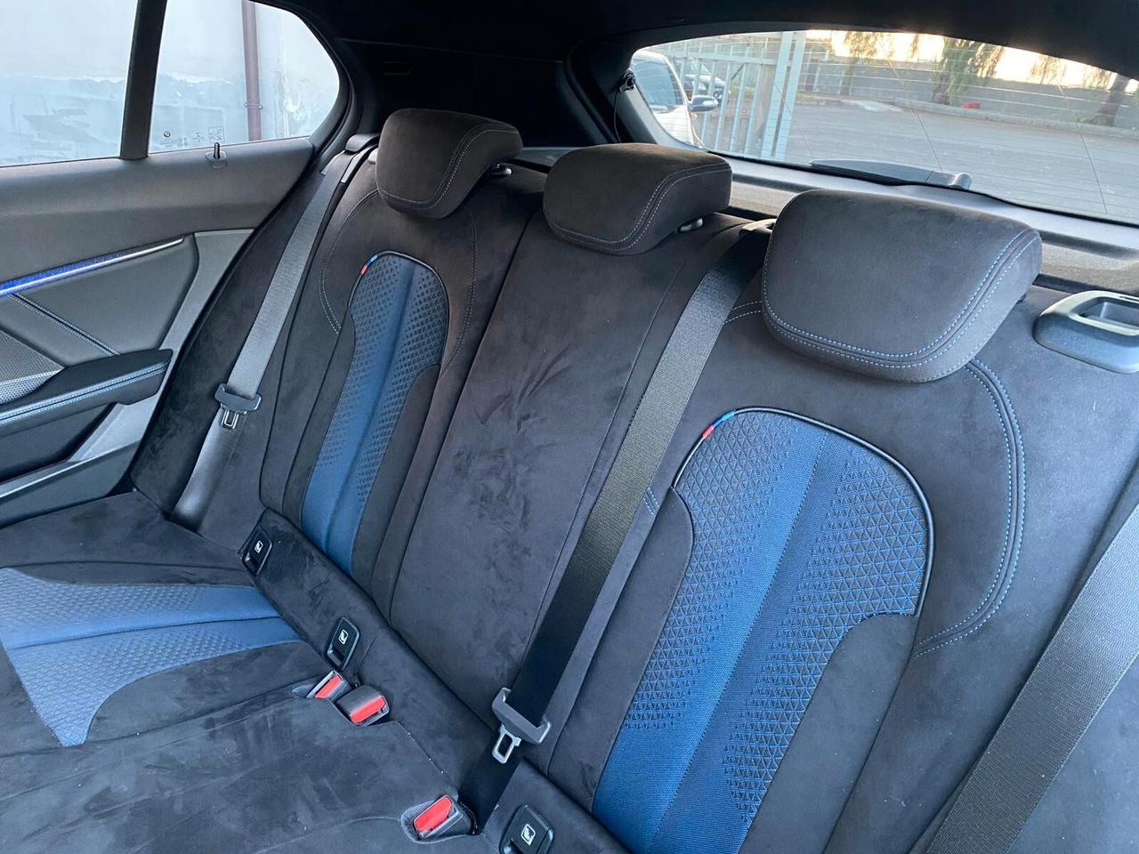 Bmw 116 116d 5p. Luxury