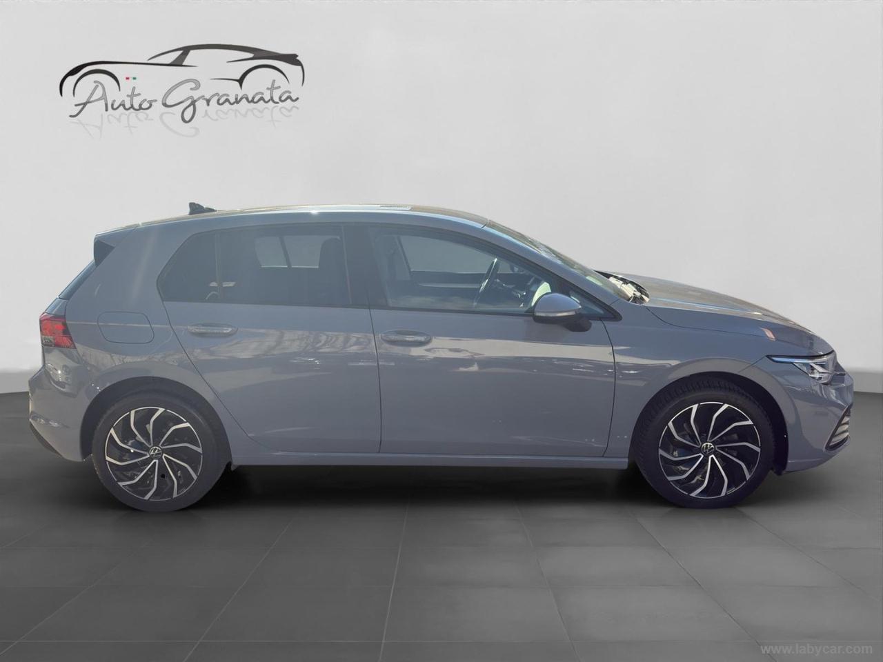 VOLKSWAGEN Golf 2.0 TDI DSG SCR Life STUPENDA COME NUOVA!