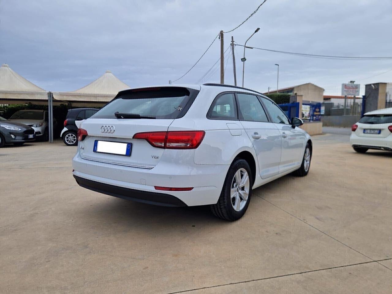 Audi A4 Avant 35 2.0 TDI Ultra 150cv S-Tronic