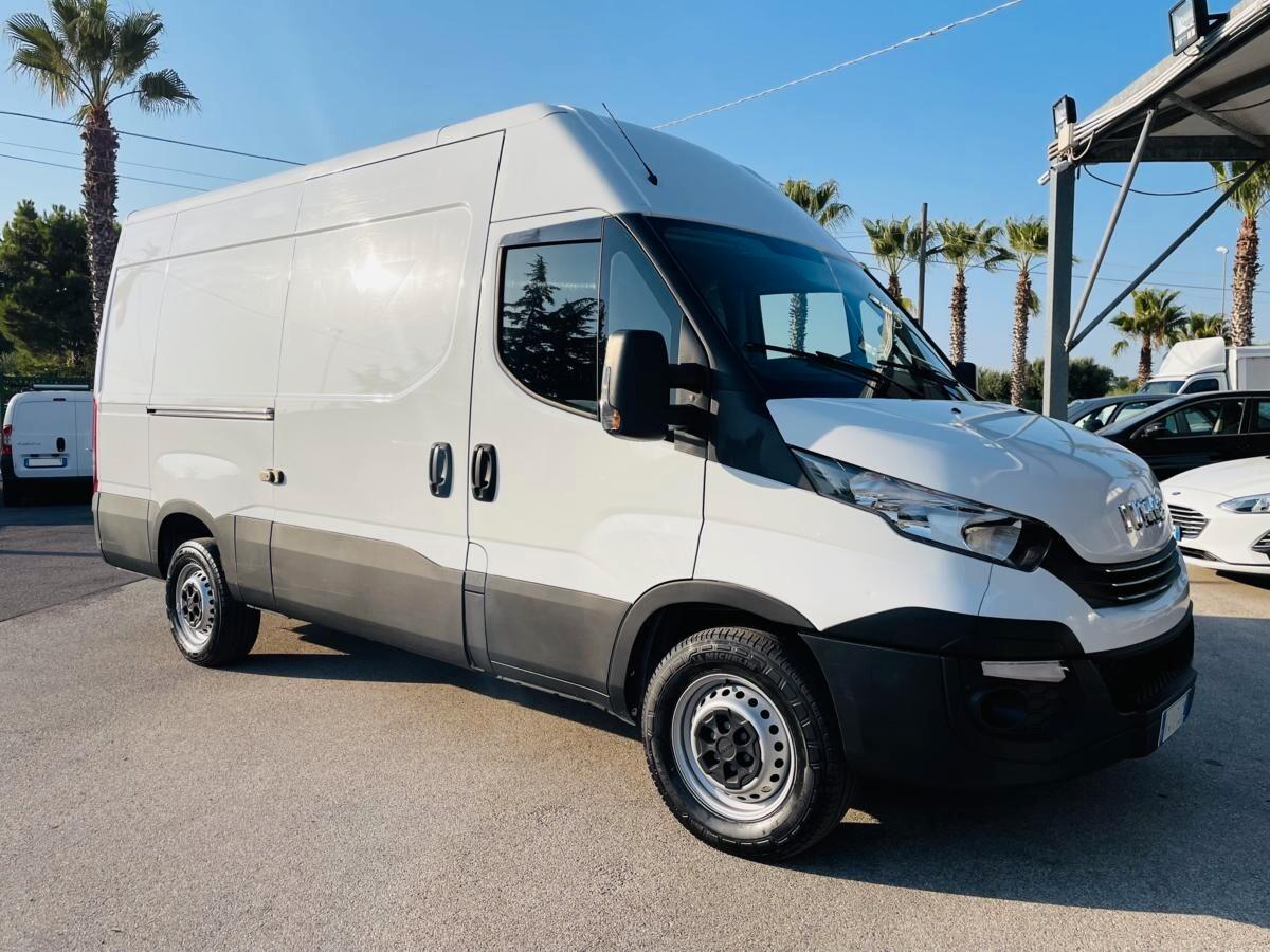 Iveco Daily 35 S14 136CV HI-MATIC L3H2