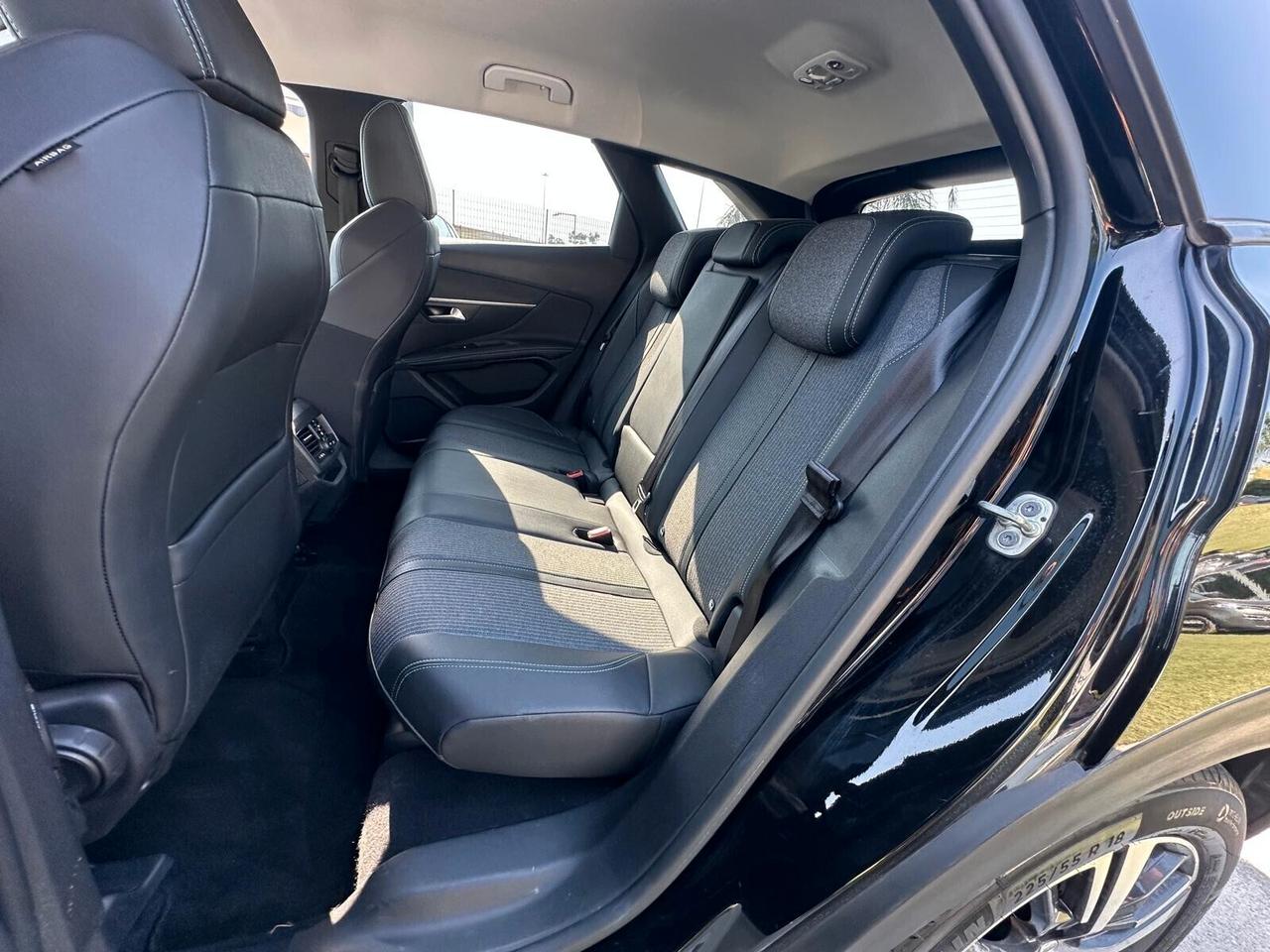 Peugeot 3008 BlueHDi 1.5 HDI 130 Allure 2022 45.000KM