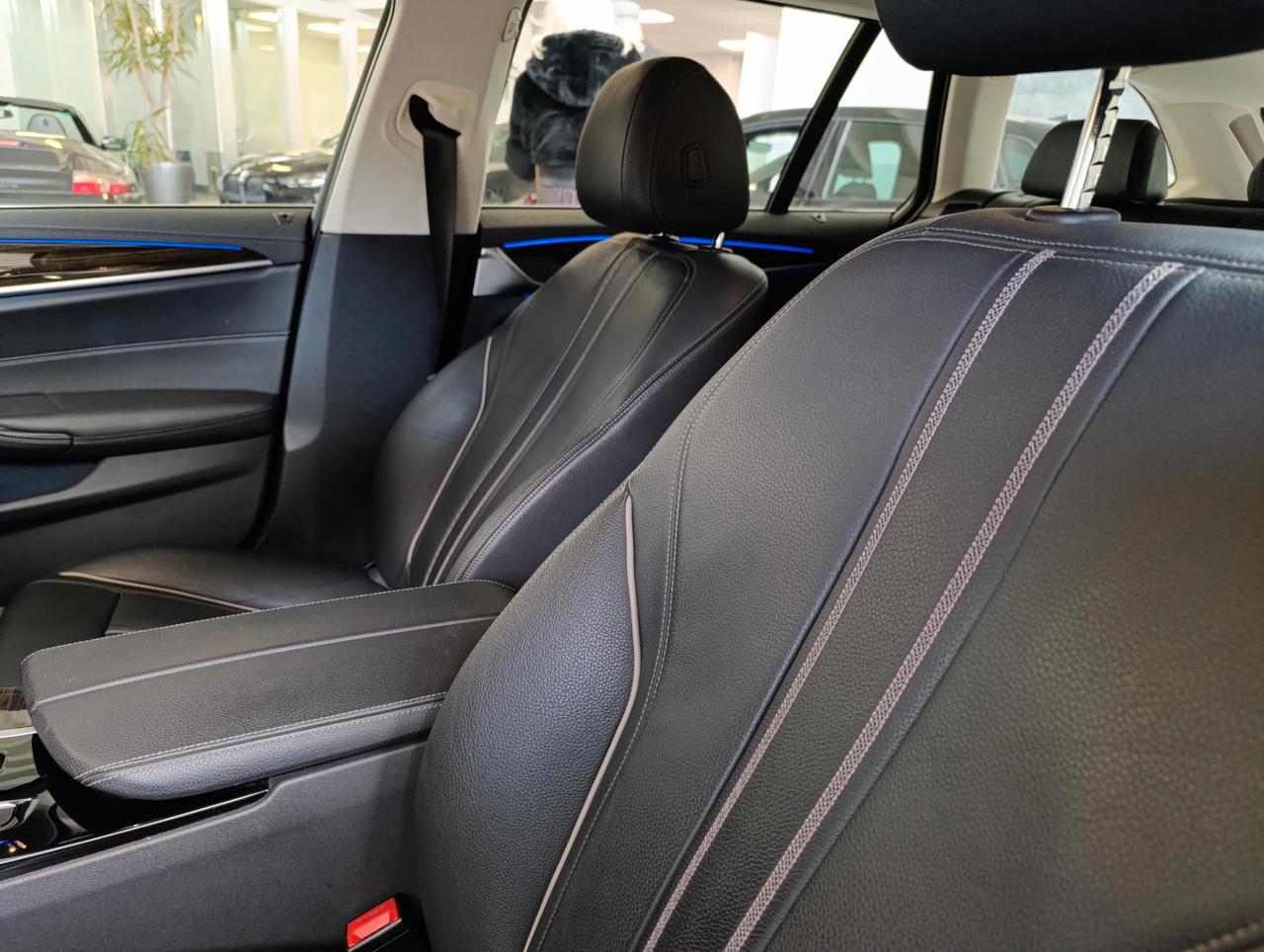 BMW 520 d Touring mhev 48V Luxury auto