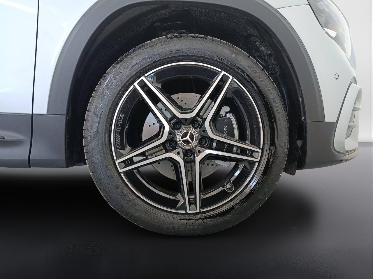 Mercedes-Benz GLB 200 d 4MATIC