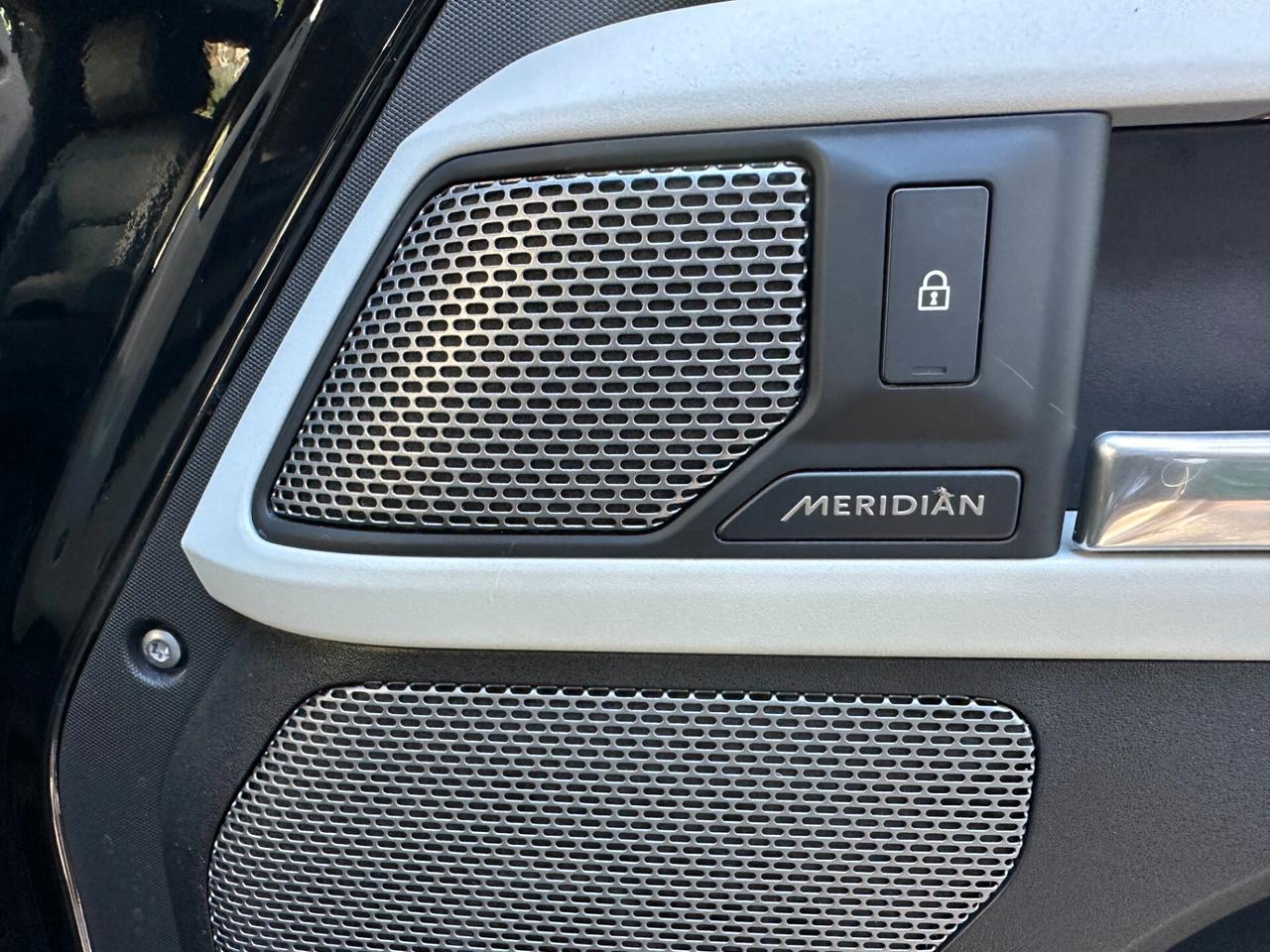 Land Rover Defender 90 3.0D I6 200 CV AWD Auto S