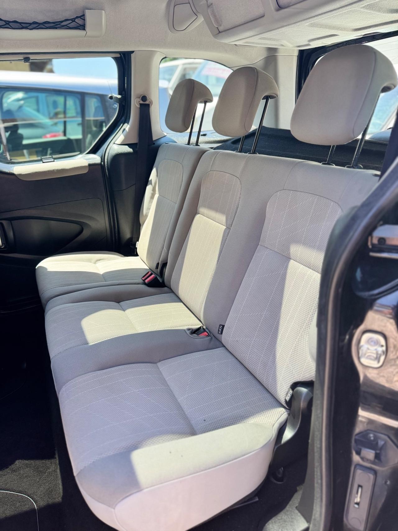 Peugeot Partner Tepee 1.6 HDi 110cv Zénith adatta neopatentati