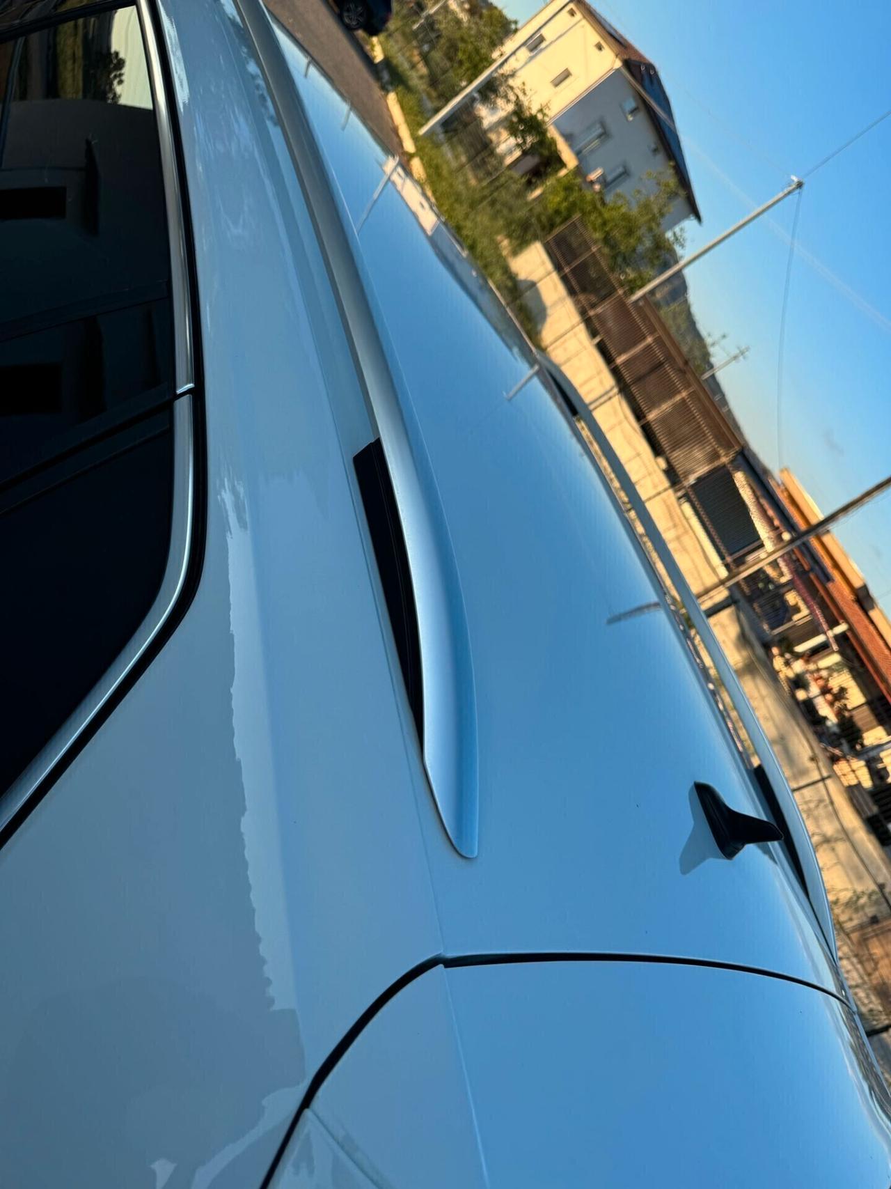 Volkswagen Tiguan 2.0 TDI SCR DSG 4MOTION Executive R-Line BMT