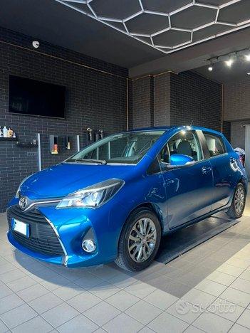 Toyota Yaris 1.0 Active DA VETRINA
