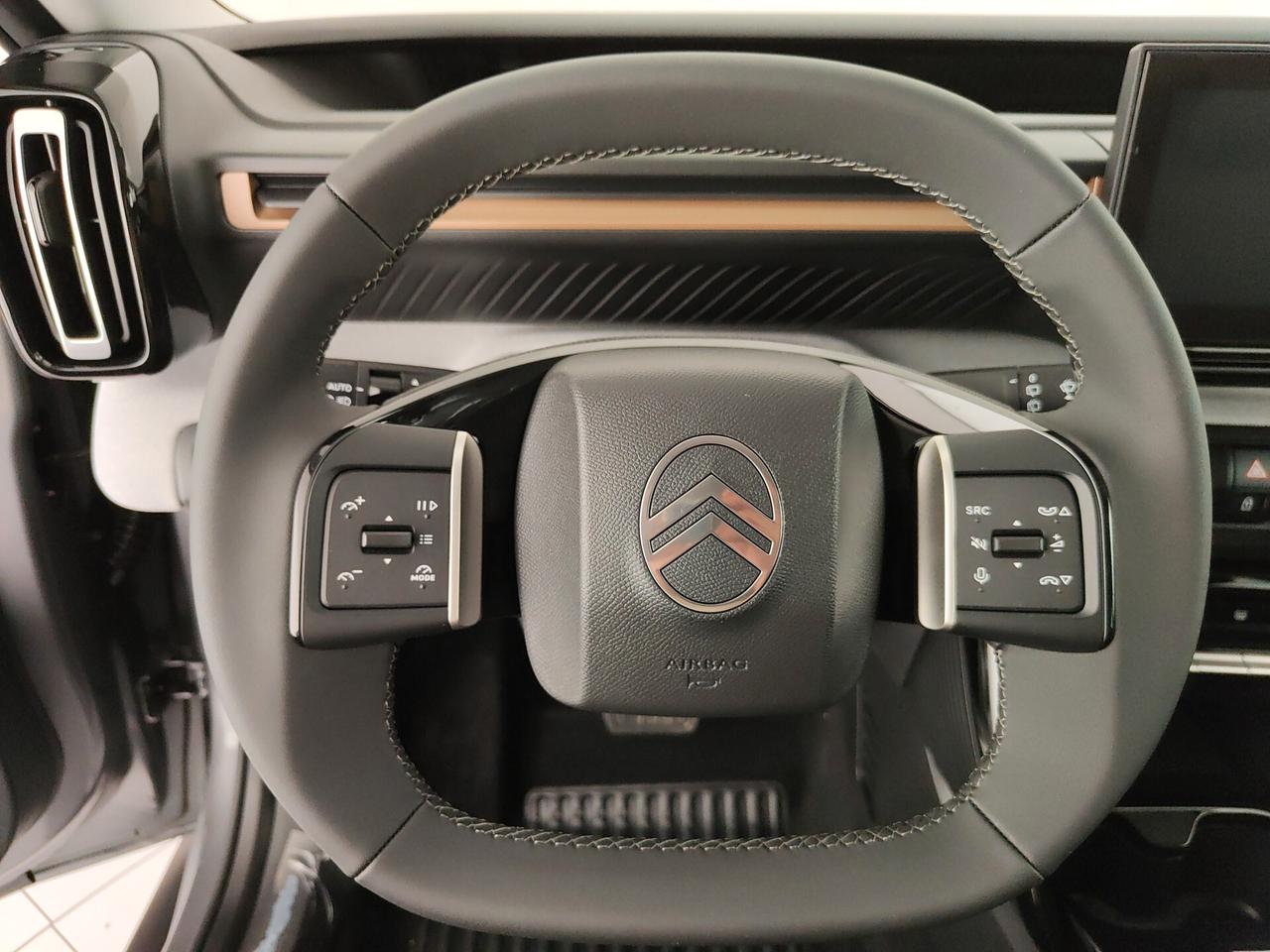 Citroen C3 Aircross motore elettrico 113 CV Plus