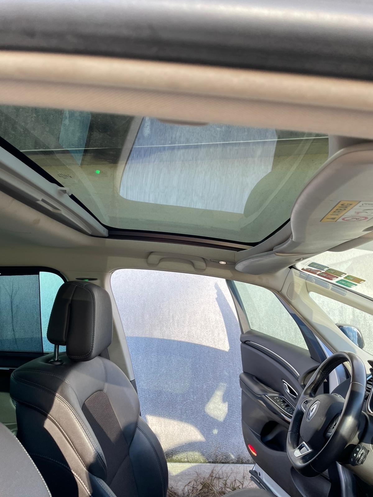 Renault Espace dCi 160CV EDC Energy Initiale Paris 4Control