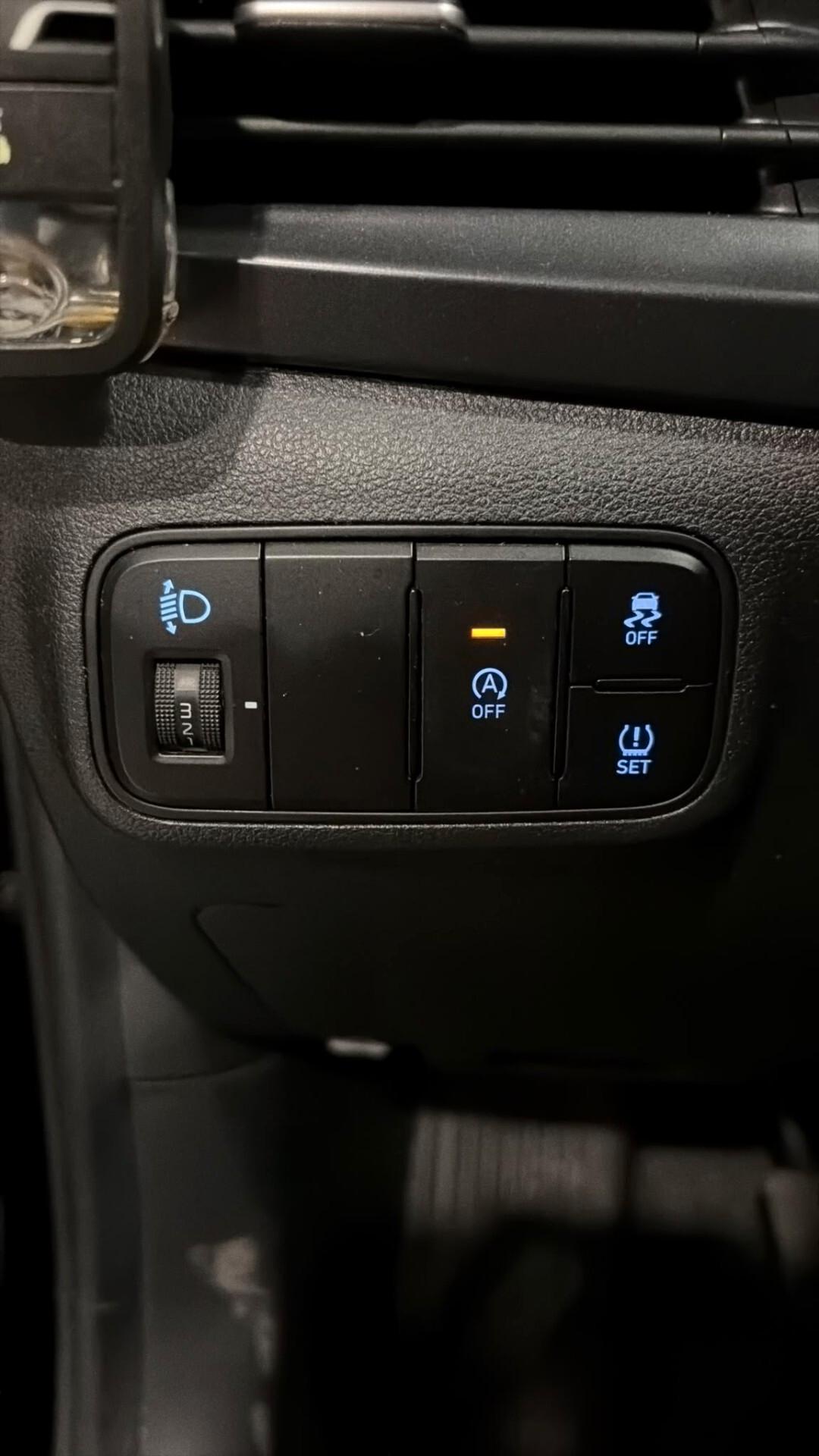 HYUNDAY I20 DEL 2021 1200 BENZINA 80 CV