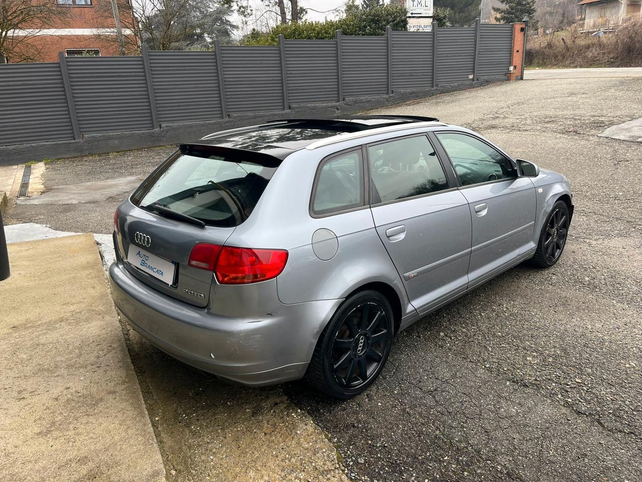Audi A3 5p 2.0 tdi S-LINE