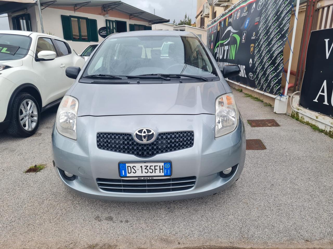 Toyota Yaris 1.3 5 porte Navi