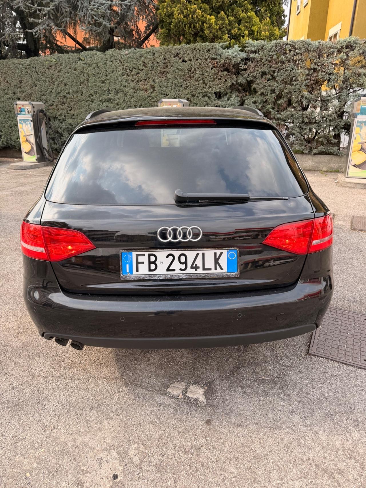 Audi A4 2.0TDI 143cv NEOPATENTATI EURO5