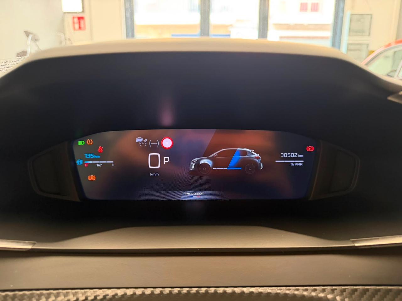 Peugeot 208 Hybrid 100 e-DCS6 Allure a rate da 185 €