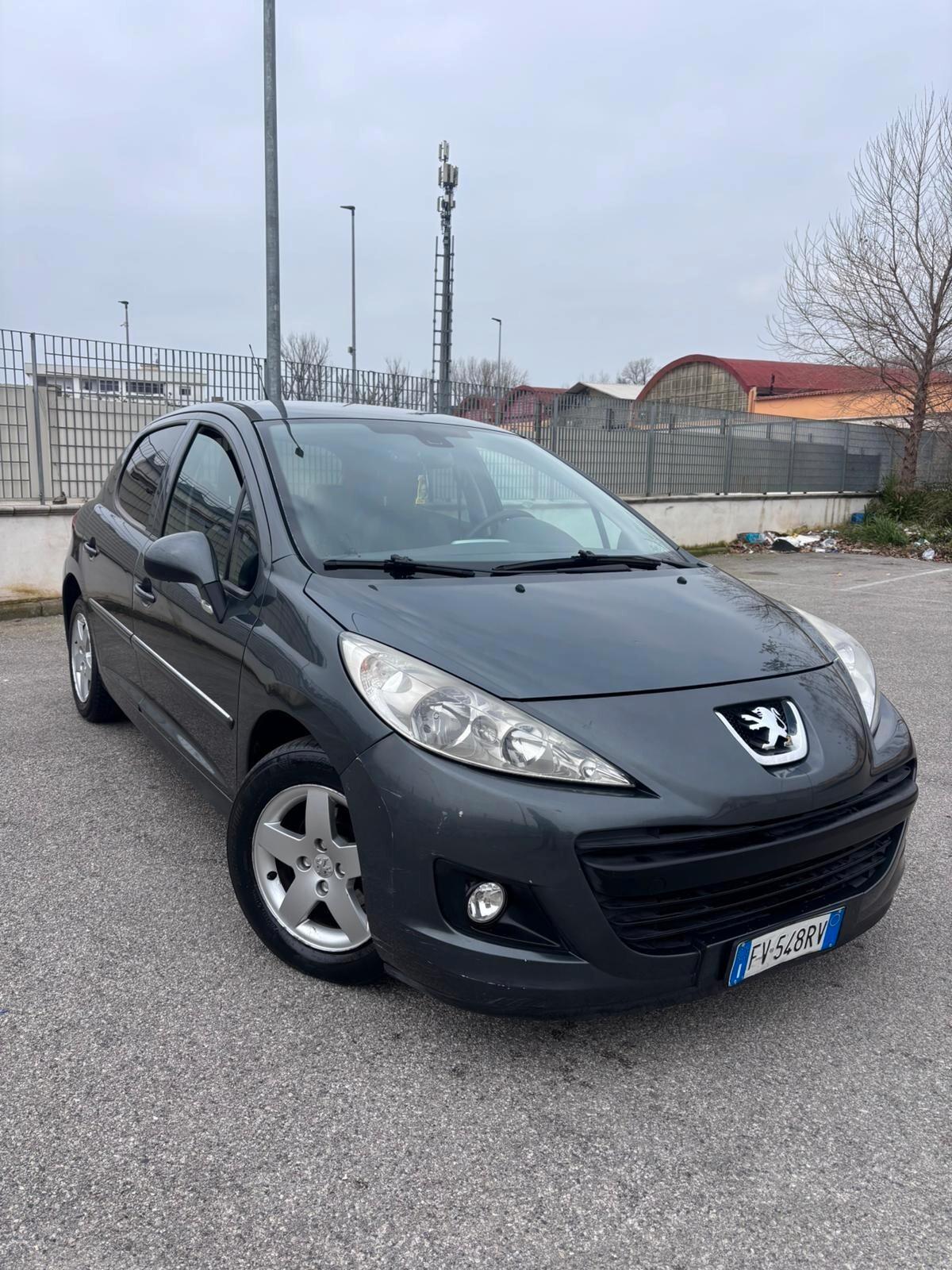 Peugeot 207 1.4 HDi 70CV 5p. Allure