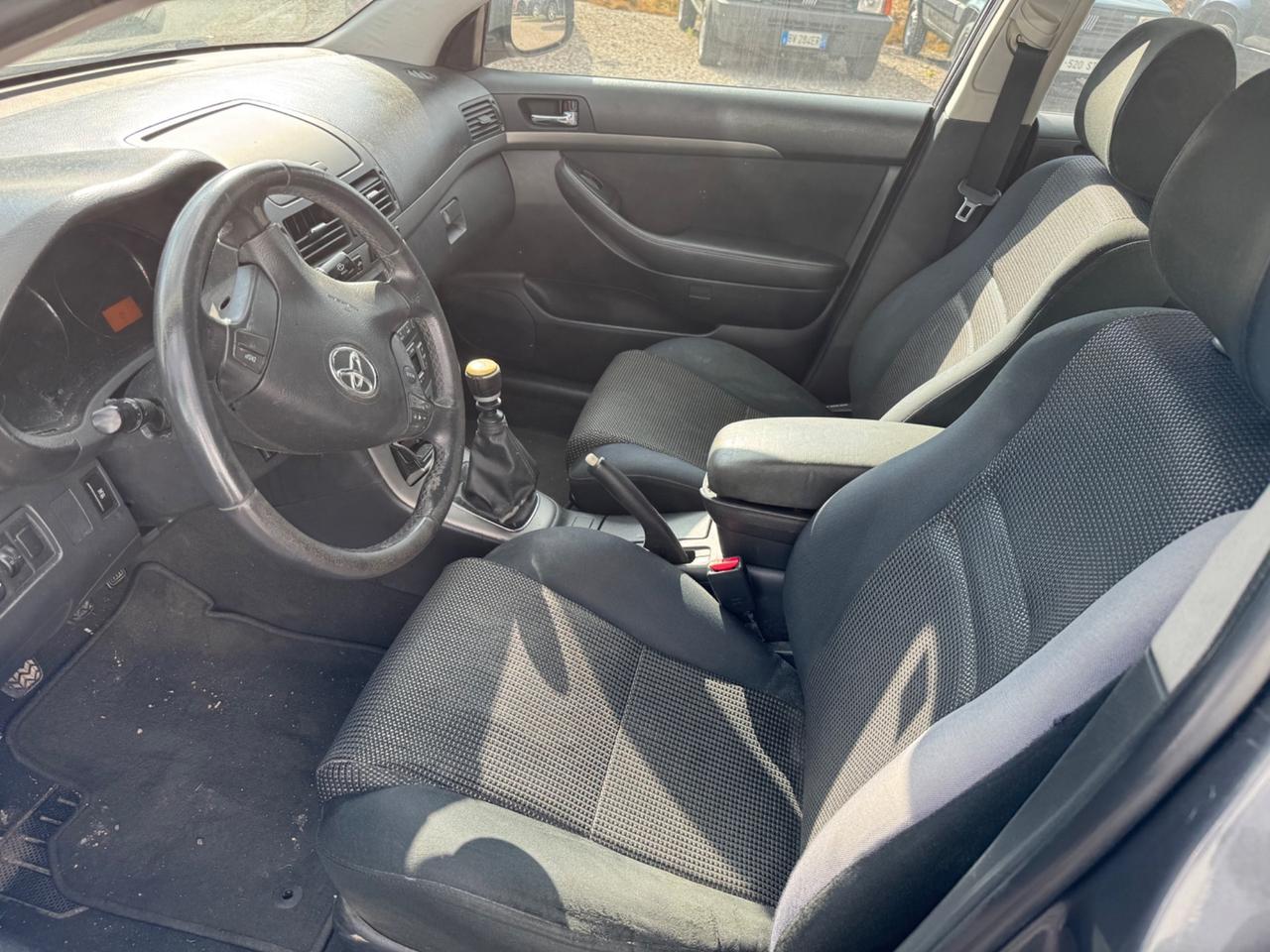 PACCHETTO PER COMMERCIANTI ..4 MACCHINE …Toyota Avensis 2.2 D-4D 16V