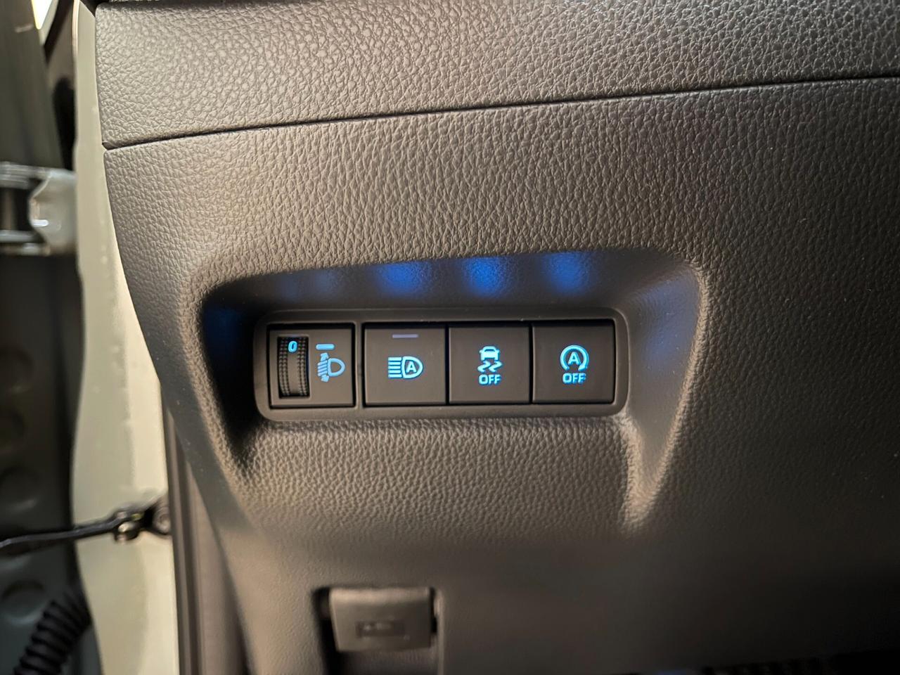 Toyota Aygo X Trend 1.0 72cv s-cvt c.auto-Ok Neopat-LEGGI SOTTO