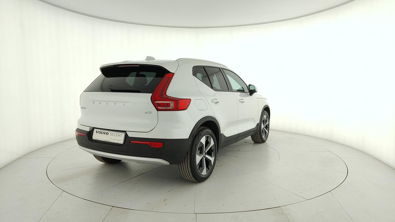 VOLVO XC40 2.0 b3 Core auto