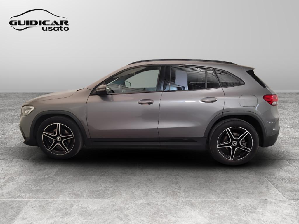 Mercedes-Benz GLA-H247 2020 - GLA 180 d Premium auto