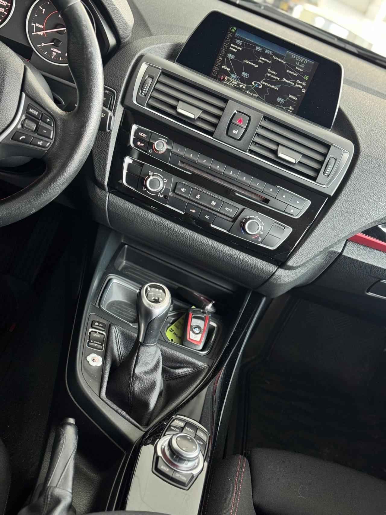 Bmw 116d Sport F20 Navi Led Cruise