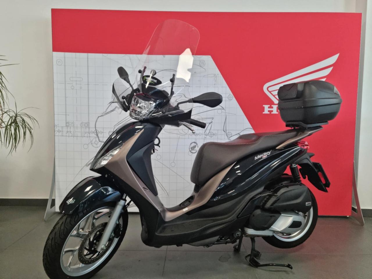 Piaggio Medley 150 - 2023 - 12.870 KM